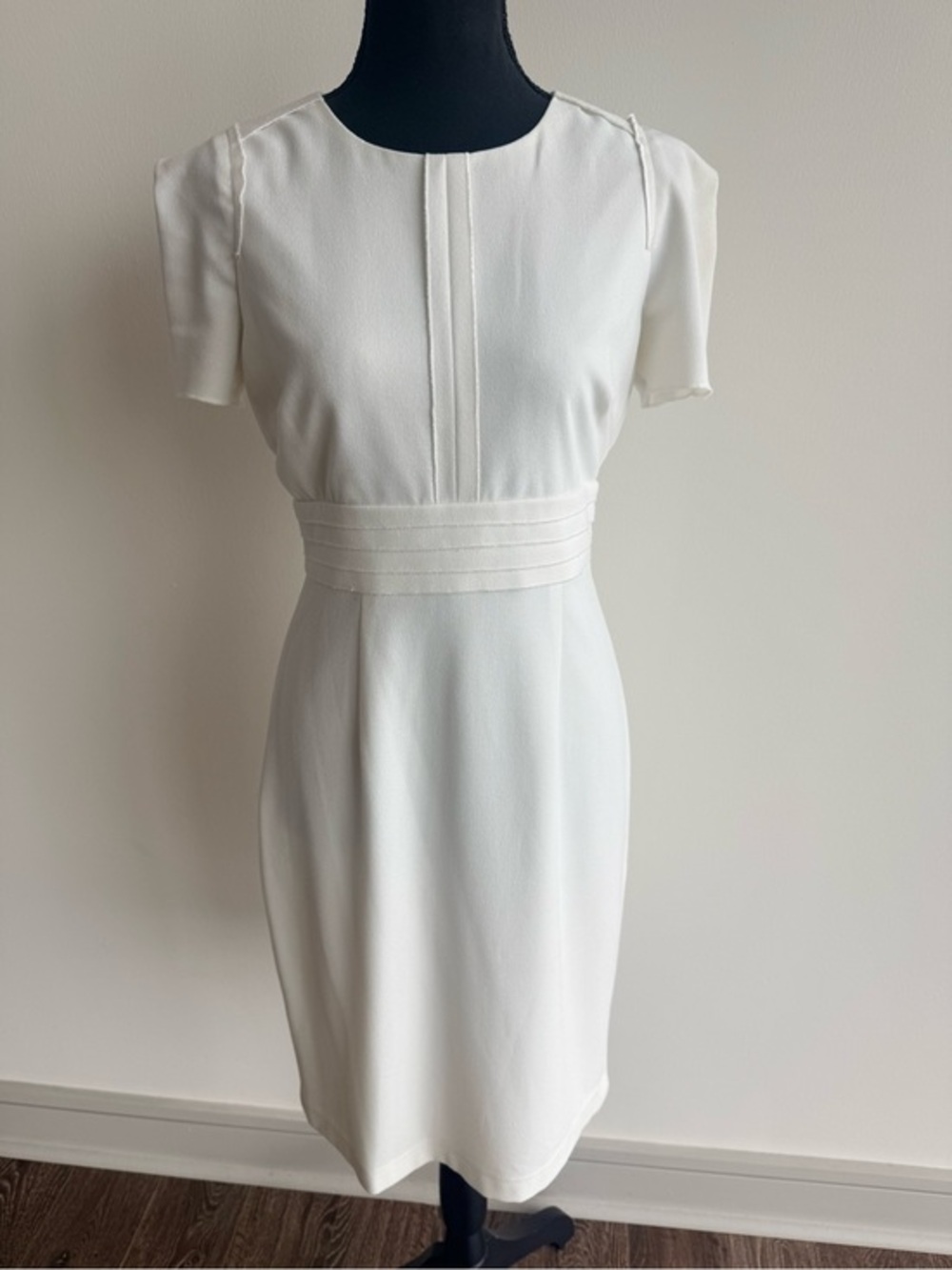 Adrianna Papell White Short-Sleeve Midi Sheath Dress